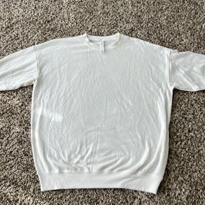 Never worn Alo Soho pullover